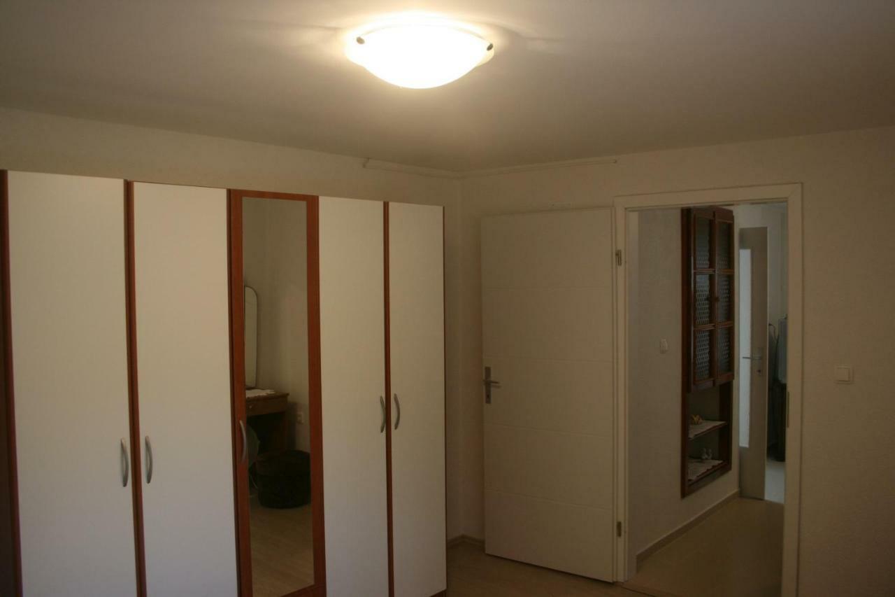 Apartman Elena สเวติยูไร ภายนอก รูปภาพ